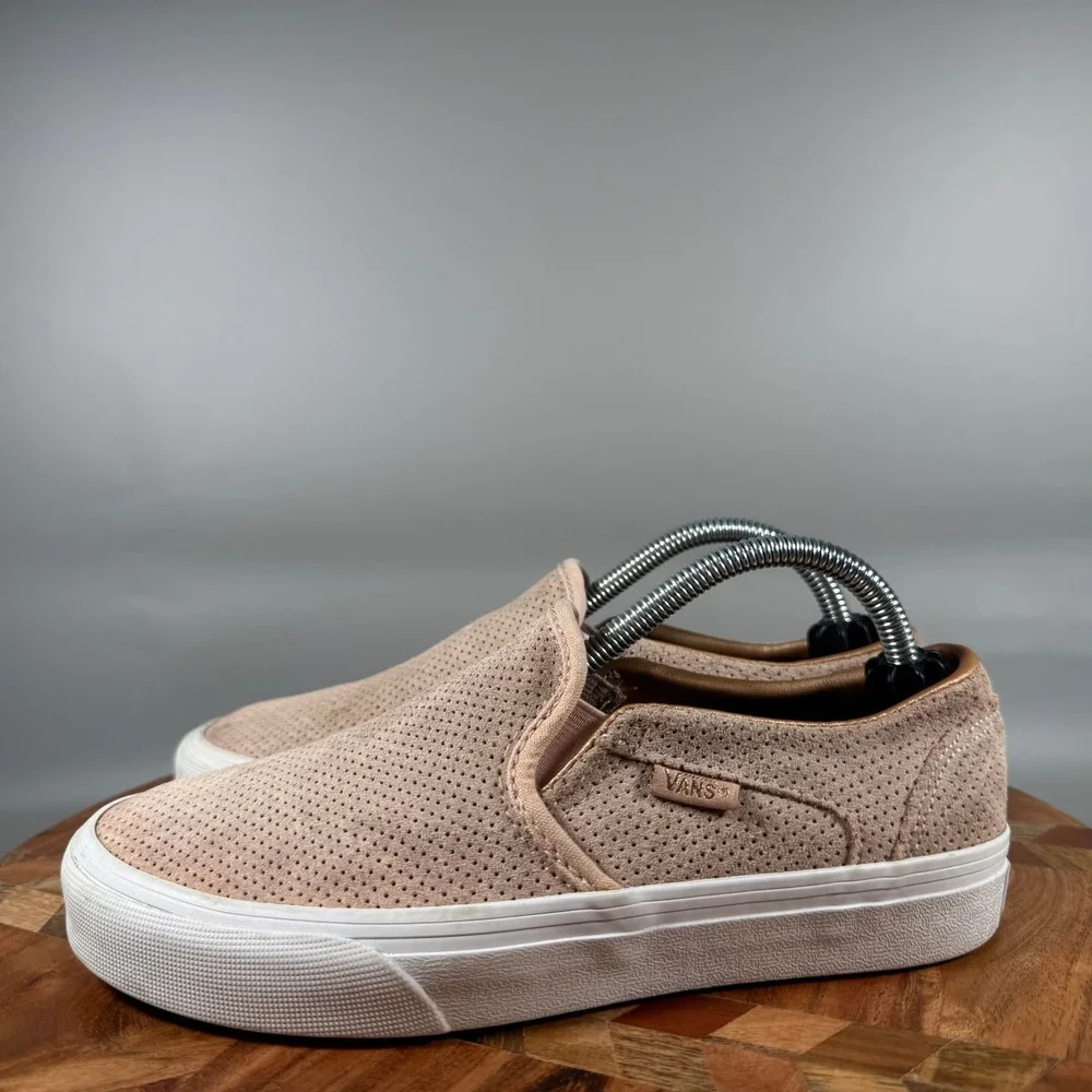 Vans Classic Slip-On Rose Gold Perforated Suede Sneakers Womens 6.0 721356 Pink
